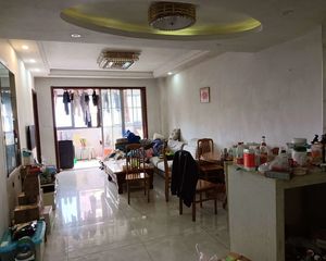 东雅新村3室2厅1卫南朝向138.0万元/套出售