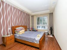 复式大 大院子采光井房子,前排别墅,采光好,面积221.39