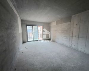 带车位 联发君澜二期 毛坯四房中高层视野好