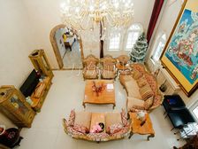 挑空大客厅 威尼斯花园 5室2厅 精装修