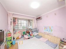 内化内,电梯边套全明一室一厅诚意出售