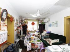徐汇滨江98年一梯两户双南中区全明户型,地铁口,随时可看