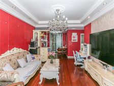 高行 · 绿地崴廉公寓 新上大三房,位于小区中间位置,急售