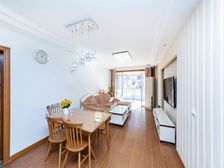 新上豪华装修,带车位,送40平院子,满五家具全送00