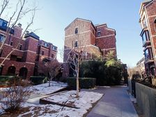 四面无遮挡,四面采光。电梯私家入户。业之峰品牌精装修。上城郡