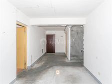 电梯房,在建上海崇明线高宝路口,看房方便,诚心出售