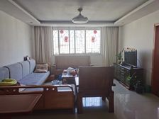 麦地五,中大4房!电梯房 带天台 得房率高 精装修拎包入住