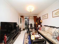 接受长时间置换,顶楼复式带露台,满5年,出门即是大润发!