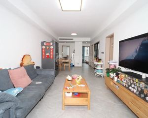 中间楼层 亏本出售 新上好房 精装全屋定制和地暖 诚心卖