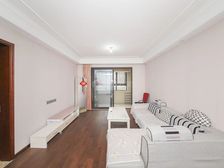 太湖新城,刚需小区的进来看看,开发商统装,92平,拎包入住!