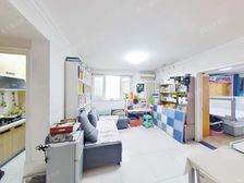 朝青大悦城 青年汇佳园东北向特殊两居户型 诚意出售