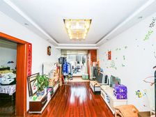 新上好房,南北通透户型佳,好价急卖,看中可谈,小区中间位置!