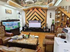 中山小区3室3厅2卫南朝向258.0万元/套出售