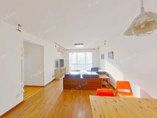 首科花园 户型方正三居 对院内花园 安静舒适