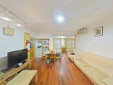 新上凤凰西街186号电梯三房 通透全明 户型方正