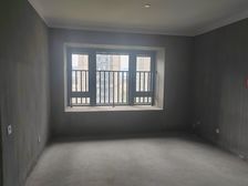 春江明月3室2厅2卫南朝向210.0万元/套出售