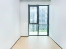 送车位 纯套户型 品质 次新小区 旁边就是金沙湖公园