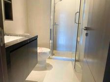 高性价比房源,诚不欺人,精装临,商业配套成熟,未住过人!