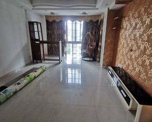 胜丰佳苑2室2厅1卫南朝向170.0万元/套出售