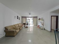 单价7900电梯小高层塞纳维拉花园173平大平层5房可看房