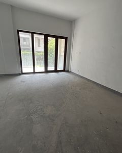 维拉小镇怡园5室3厅3卫南朝向420.0万元/套出售