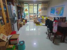 虹桥前湾,西郊河畔一楼带大花园,精装两房,南北通透,诚意出售