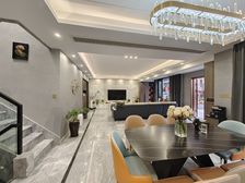 带双书包的精装别墅,内圈位置,业主装修花费200颗。