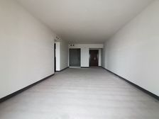 棕榈泉一线看江大平层,性价比超高。看江,看中庭。品质高,