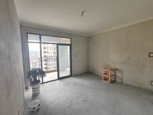 南北通透,次新小区,,楼层好,采光很棒,性价比高