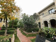 远洋傲北1100万电梯联排带2产权车位 四卧朝南 有钥匙随看