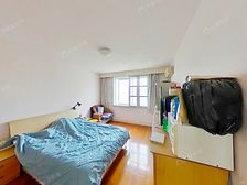 昌平路站50m+边套全明的大三房+老静安电梯房+全明户型