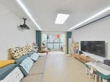 合生江湾国际公寓经典户型,诚心出售,高性价比,自住保养好