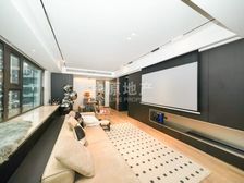 近期看了20组客户。马上要卖掉了。楼层户型好。房东买好别墅了