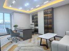 【京城】国贸、正大、万达旁华贸中心 150平5元特价 精装修