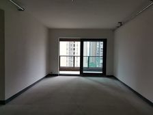 一线江景房 长嘉汇一期 四房 200万