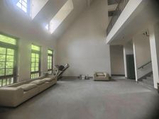 中星红庐,经典英式宅邸,中心位置,大花园,挑高客厅,赠送