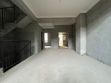 南岸区 鲁能领秀城3街区,户型通透,带花园车位,性价比高