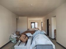 沙坪坝区 轻轨站融创滨江壹号洋房臻江府 四房带大露台