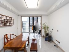 桃李东方 4室2厅 精装修