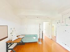 电梯在征询,高区南北通透精装修,小区中间位置,诚意出售