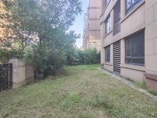 花园200平 照母山光环旁 博雅洋房底跃 中庭位置