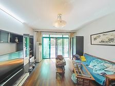 阳城仅有的一栋6楼电梯洋房,南北通大三房,一梯两户,视野宽阔