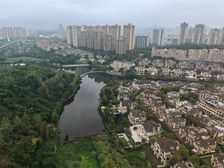 照母山空中别墅 凡尔赛顶跃 全看湖无挡 全屋地暖 送露台