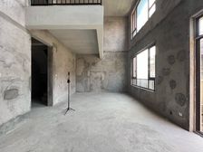 首付30多万买渝北九曲河轻轨别墅带多个露台看花园