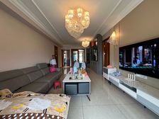 渝北区 恒大御府一二期 三房 220万