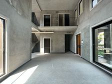 亏本100万 九曲河 金科合院端户 单层150平 近轻轨站