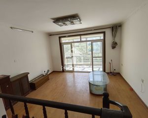 江南公园边江南新兴苑2房2厅中装带车库看房方便地铁物业