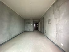 出入方便 高新区 恒大优活城一二组团 67万