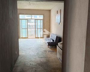 红星小区 3房2厅90万