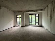 地下室全采光 香港置地约克郡翠微堤 六房 515万